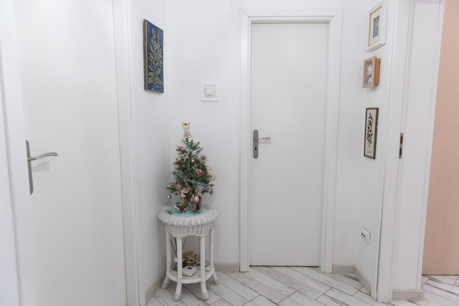 Vintage Apartament Ultracentral Крайова Экстерьер фото